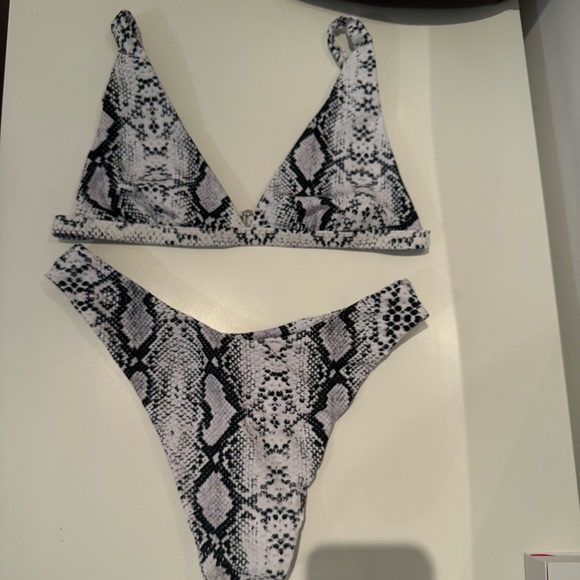 Snakeskin Bikini - Picture 2 of 3